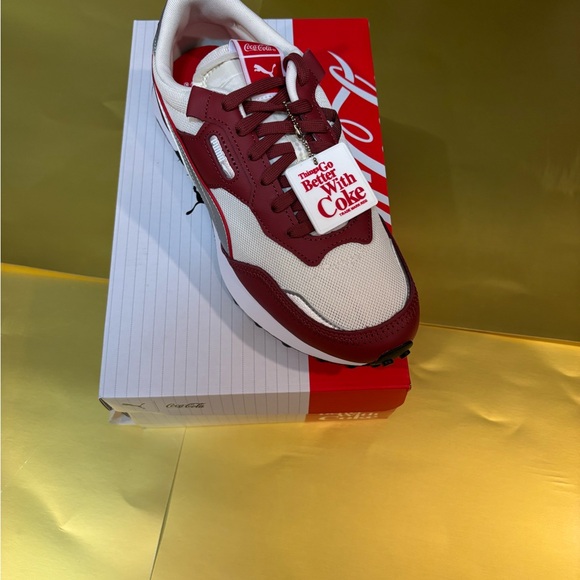 Women’s PUMA Coca-Cola Shoes - Red & White - Size 11 - Picture 8 of 9